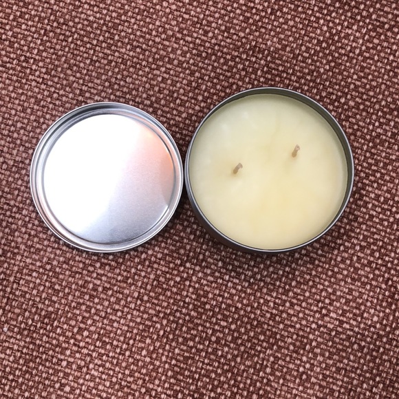 The Candle Cottage Kalm Collection Tin Candle - Picture 2 of 4